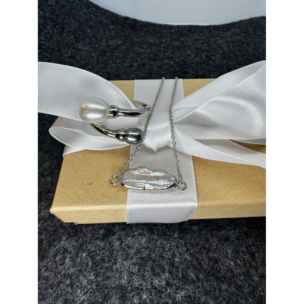 Sterling Silver S925 Bypass‎ Ring White and Grey Cultured Pearl Adjustable Size
